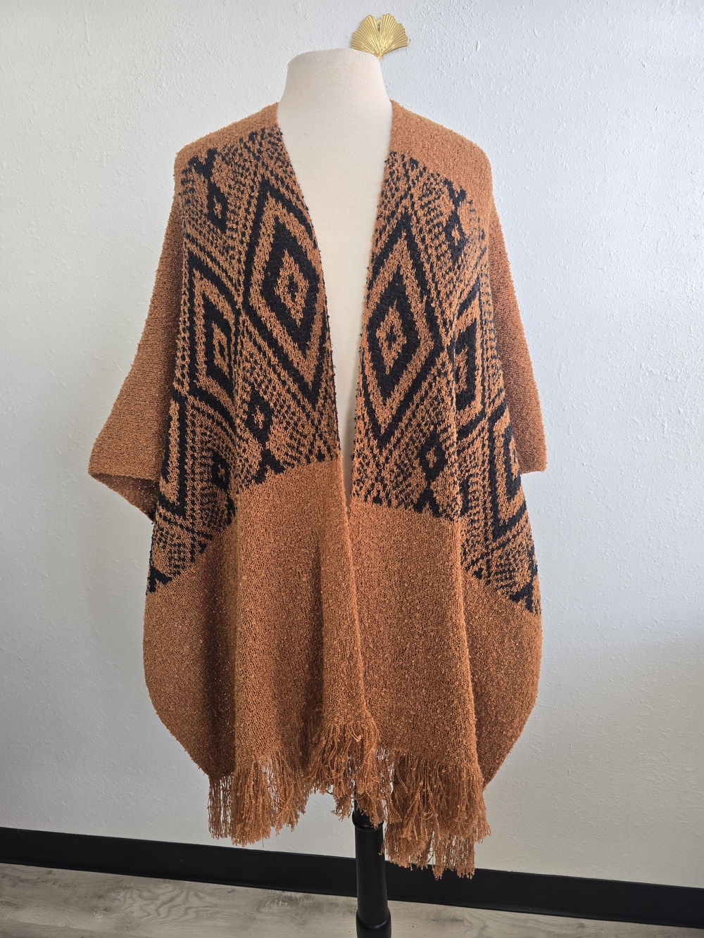 Texas True Threads Jill Rust Aztec Kimono One Size NWT Fringe Western  Brand: Te